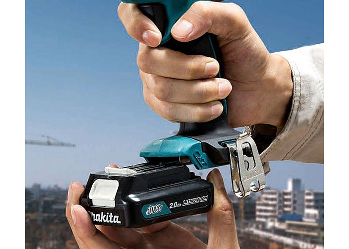 Аккум. угловая дрель-шуруповерт MAKITA DA 333 DZ