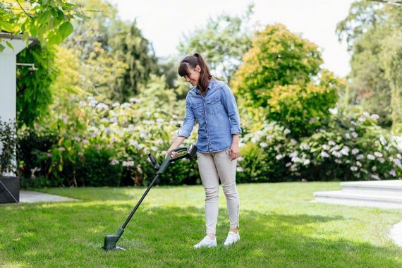 Триммер аккум. BOSCH EasyGrassCut 18-260 (без АКБ и ЗУ)