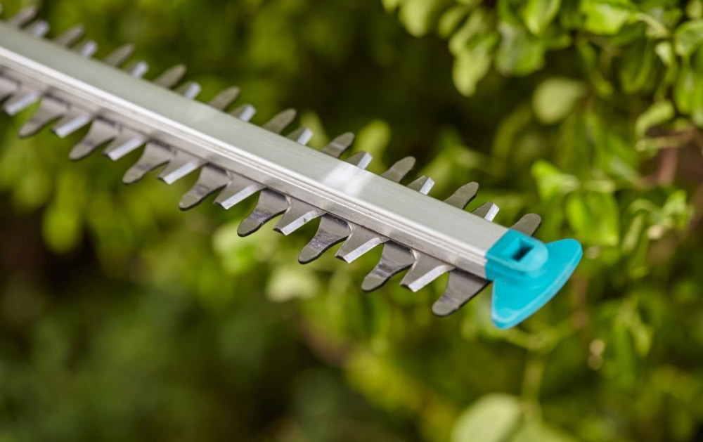 Ножницы аккумуляторные Gardena PowerCut Li-40/60 без аккумулятора в комплекте