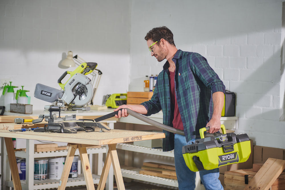 ONE + / Пылесос рабочий RYOBI R18PV-0 (без батареи)