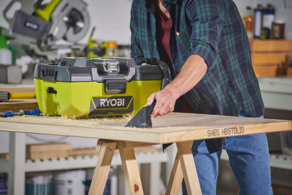 ONE + / Пылесос рабочий RYOBI R18PV-0 (без батареи)