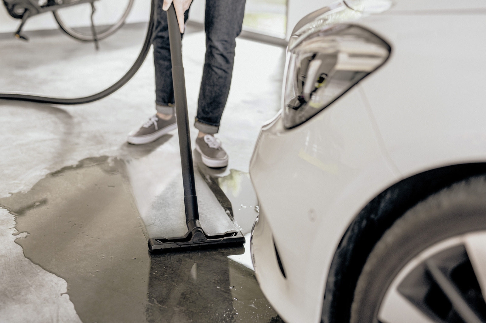 Пылесос сухой и влажной уборки Karcher KWD 3 V-17/4/20 (BYY)