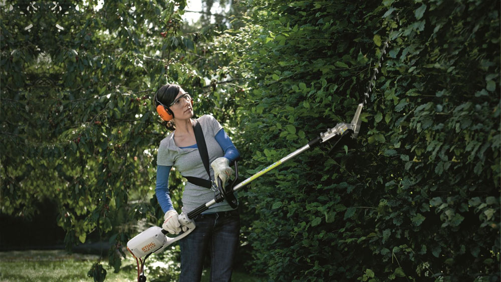 Электросекатор STIHL HLE 71