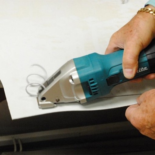 Ножницы шлицевые MAKITA JS 1601 в кор.