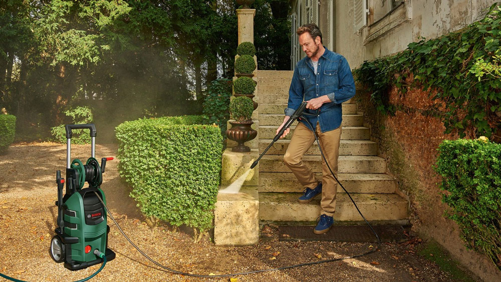 Мойка высокого давления Bosch AdvancedAquatak 160