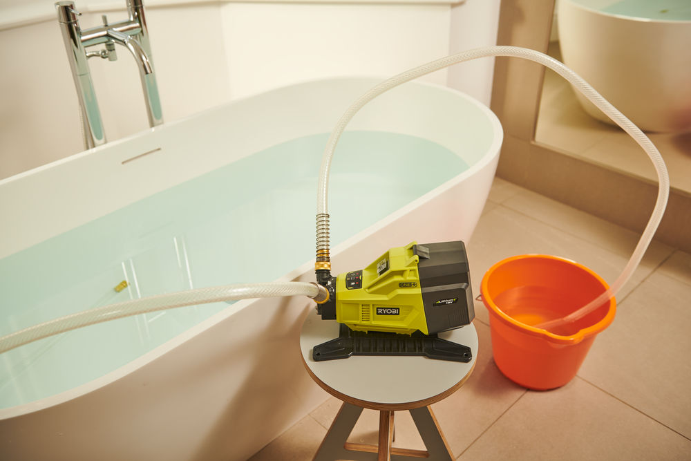 Насос аккумуляторный для перекачки воды RYOBI R18TP-0 (без батареи)