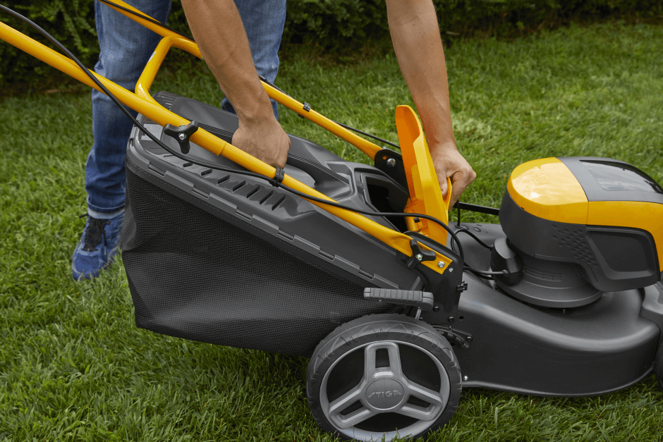 Газонокосилка аккумуляторная Stiga COLLECTOR 548 AE Kit - MONO 48V - 4Ah