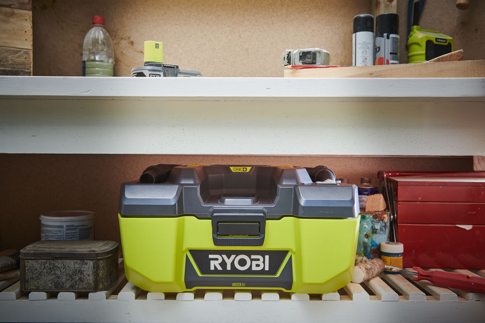 ONE + / Пылесос рабочий RYOBI R18PV-0 (без батареи)