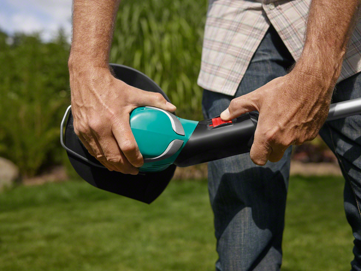 Электрический триммер BOSCH ART 24 +