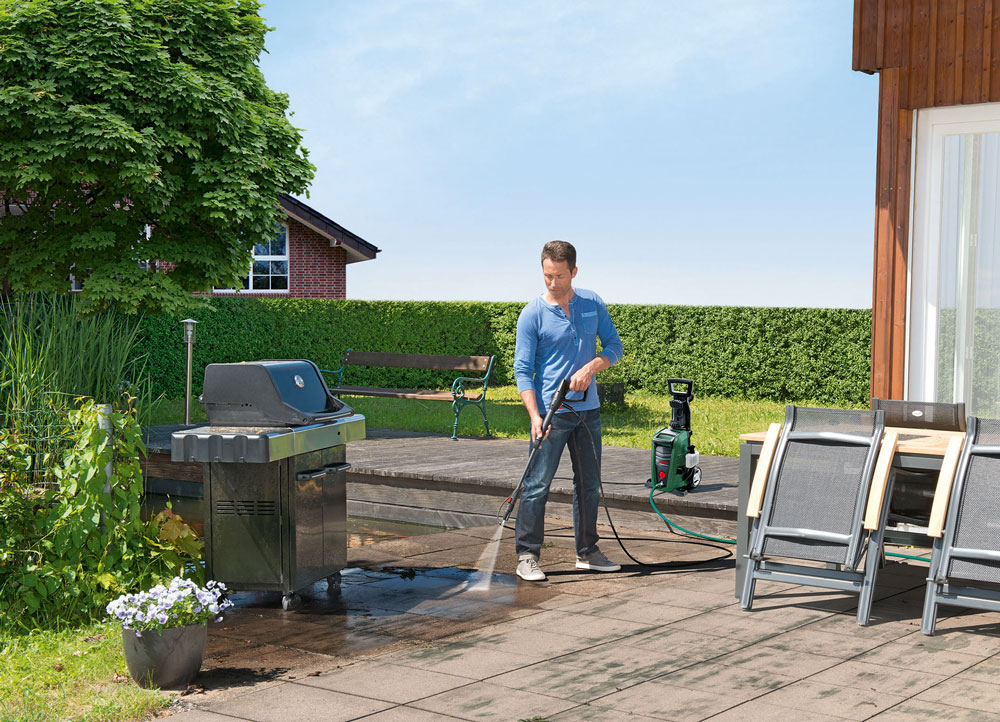 Мойка высокого давления Bosch Universal Aquatak 135