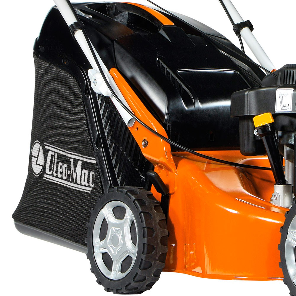 Бензиновая газонокосилка Oleo-Mac G 48 PK COMFORT PLUS (66119059E1P)