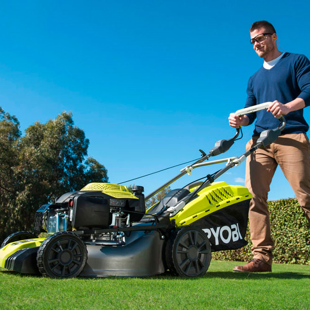 Бензиновая газонокосилка Ryobi RLM46175SO