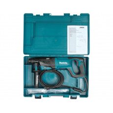 Перфоратор MAKITA HR 2641 в чем.