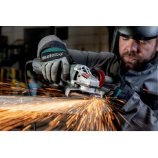 Углошлифмашина Metabo W 13-125 Quick + пластиковый кофр